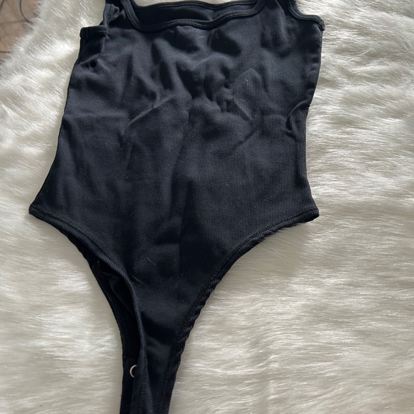 Brunette Ribbed Body Suit - Picture 2 of 2